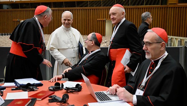 Corner Item Image - 150 cardenales, decenas de idiomas: ¿cómo dialogan en el Vaticano?