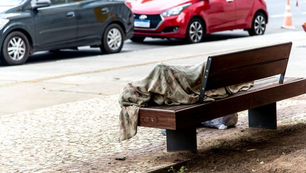 Corner Item Image - Soluciones a la okupación y el sinhogarismo en Badalona y más allá