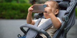 Las pantallas dañan el cerebro de los niños y dan ansiedad