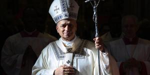 Atelier que cose para el Papa: “Todo debe expresar la belleza de Cristo”