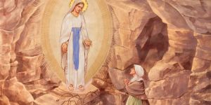 ¿Por qué la Virgen María es tan joven en sus apariciones?