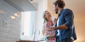 Pareja: ¿cómo reconectarse con la otra persona después del trabajo?