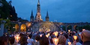 Francia se prepara para recibir al Papa León XIV en septiembre