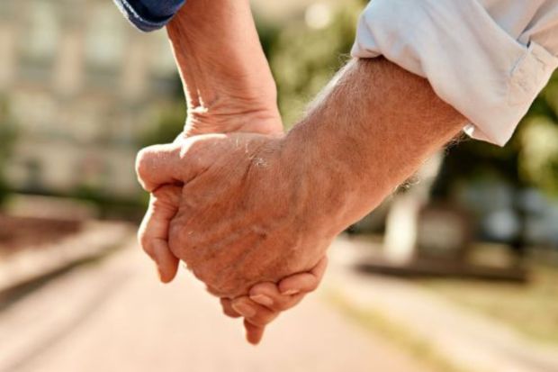 adultos - mayores- envejecimiento - padres