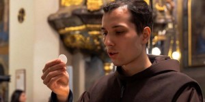 Dios lo llamó a unirse al sacerdocio de una manera única