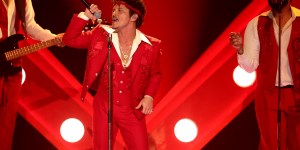 El nuevo video de Bruno Mars honra el matrimonio católico