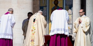 Juan Pablo II recuperó esta tradición; León XIV la continuó