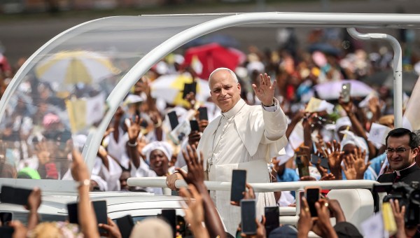 pope-leo-xiv-japoma-stadium-douala-cameroon-africa