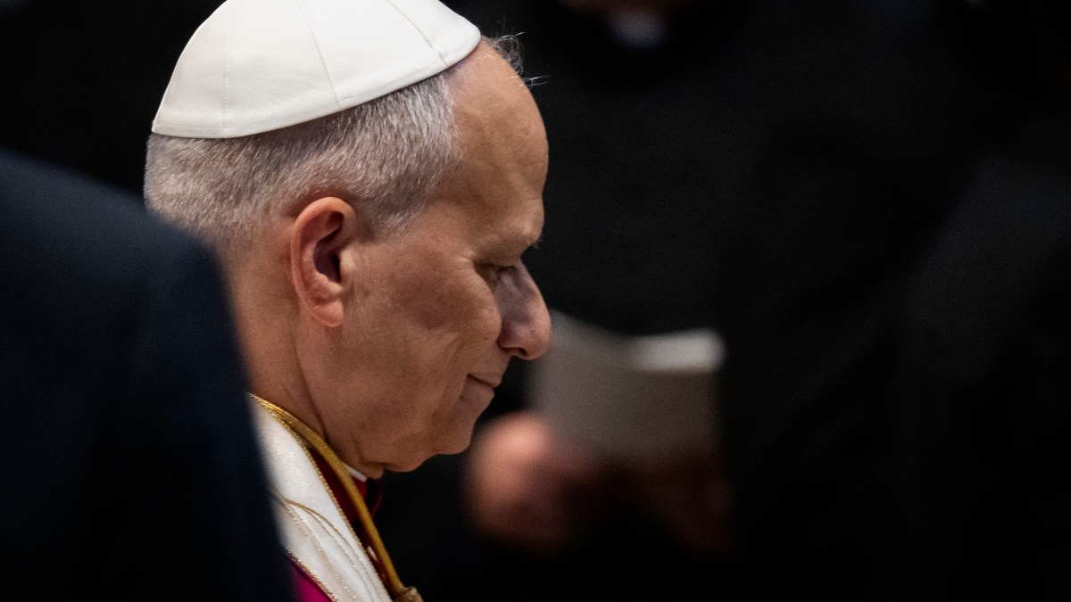 pope-leo-xiv-prayer-rosary-vigil-peace-st.-peters-basilica-vatican