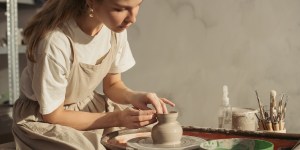 La generación Z revive los hobbies favoritos de los Boomers