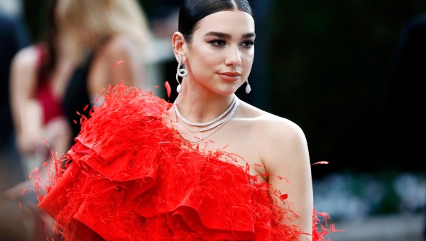 Corner Item Image - “Donde la fe se encuentra con el arte”:  Dua Lipa recomienda visitar una capilla en México