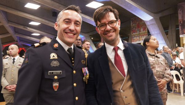 Corner Item Image - Un bombero recupera la fe gracias al hombre al que salvó