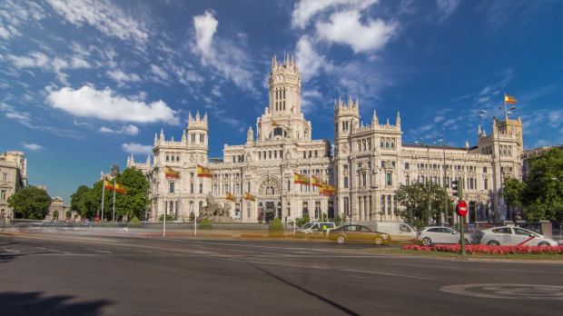 plaza cibeles en madrid, donde el papa león xiv tendrá un encuentro