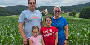 Tuvo que despedirse de sus tres hijos, testimonio de Mateja