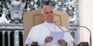 León XIV habla de la literatura como un “acto de verdad”