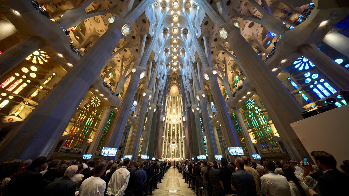 pope-leo-xiv-barcelona-basilica-sagrada-familia