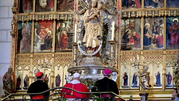 pope-leo-xiv-golden-rose-virgin-mary-our-lady-almudena-madrid
