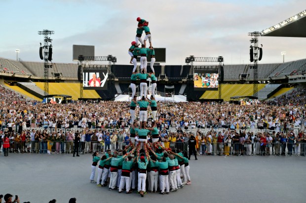 pope-leo-xiv-prayer-vigil-lluis-companys-olympic-stadium-barcelona-spain