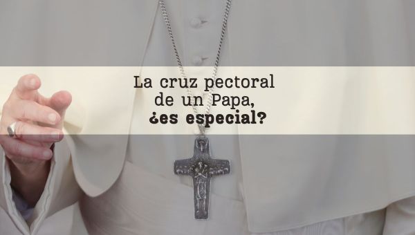 Corner Item Image - (VIDEO) La cruz pectoral de un Papa, ¿es especial?