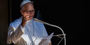 “Los vientos de la guerra vuelven a soplar” lamenta León XIV