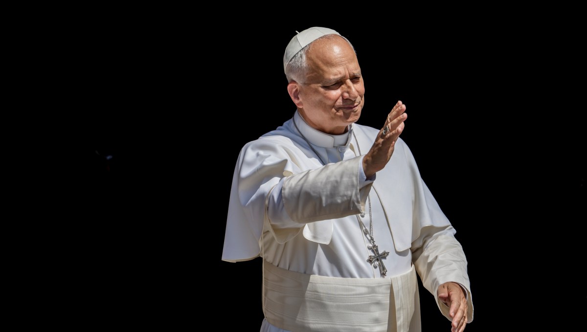 pope-leo-xiv-angelus-castel-gandolfo