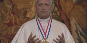 León XIV recibe la Medalla de la Libertad en vísperas del 250 aniversario de EEUU