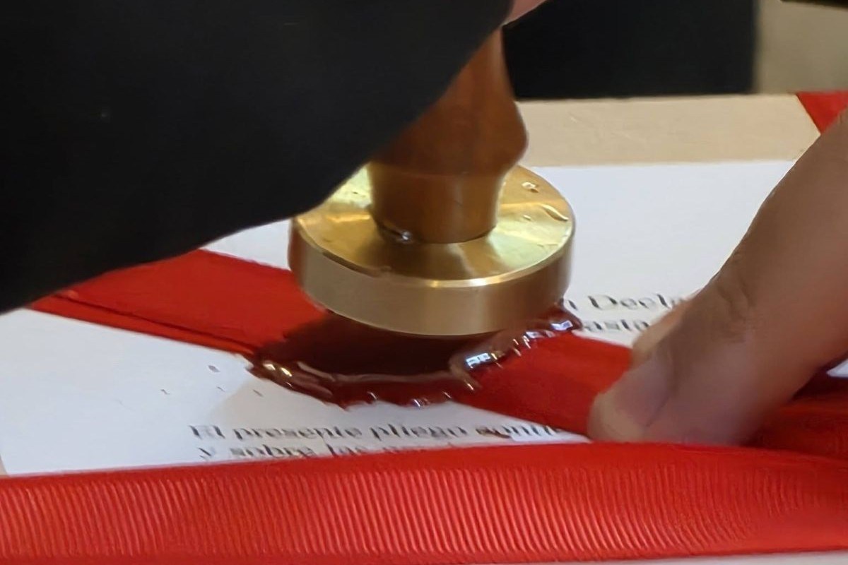Lacre, sello, documenros, autenticidad