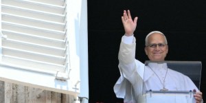León XIV denuncia «la acumulación y el despilfarro»