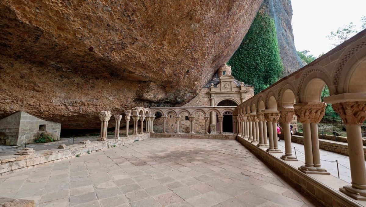 monastere-San-Juan-de-la-Pena-espagne