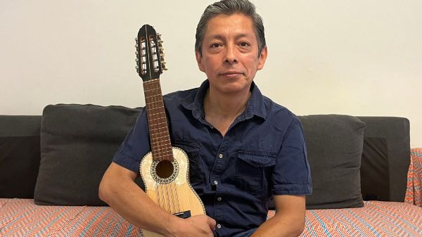 Músico-León XIV-Jaime-Montoya